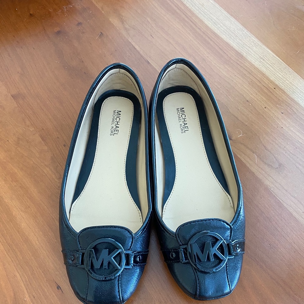 Michael Kors flats